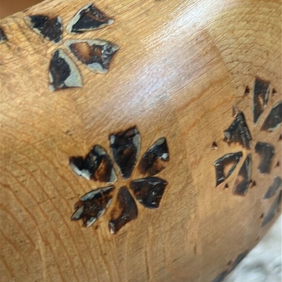 J Des Granges Palmer Alaska Handmade Rustic Wooden Bowl With Floral Pattern - Picture 3 of 17